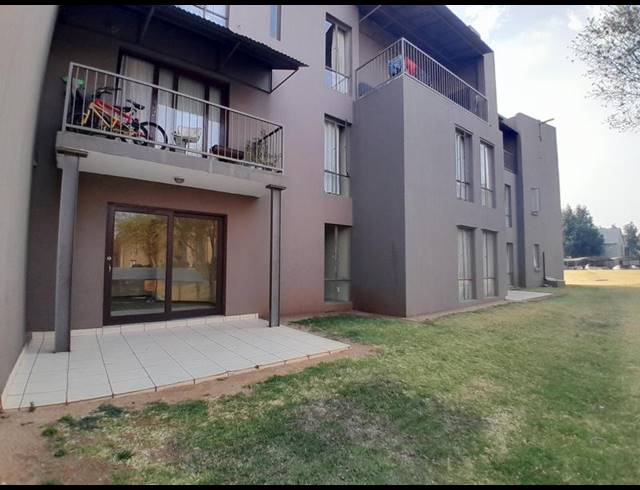 2 BEDROOM APARTMENT FOR SALE IN ELDO LAKES ESTATE